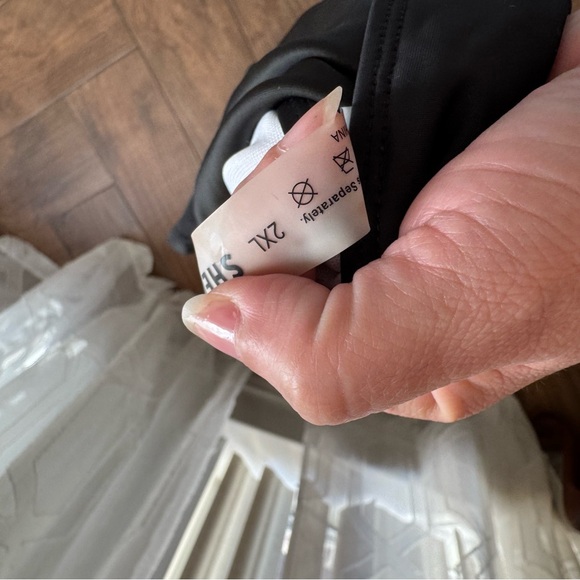 Black Women's Swim Set size 2XL - Picture 3 of 3